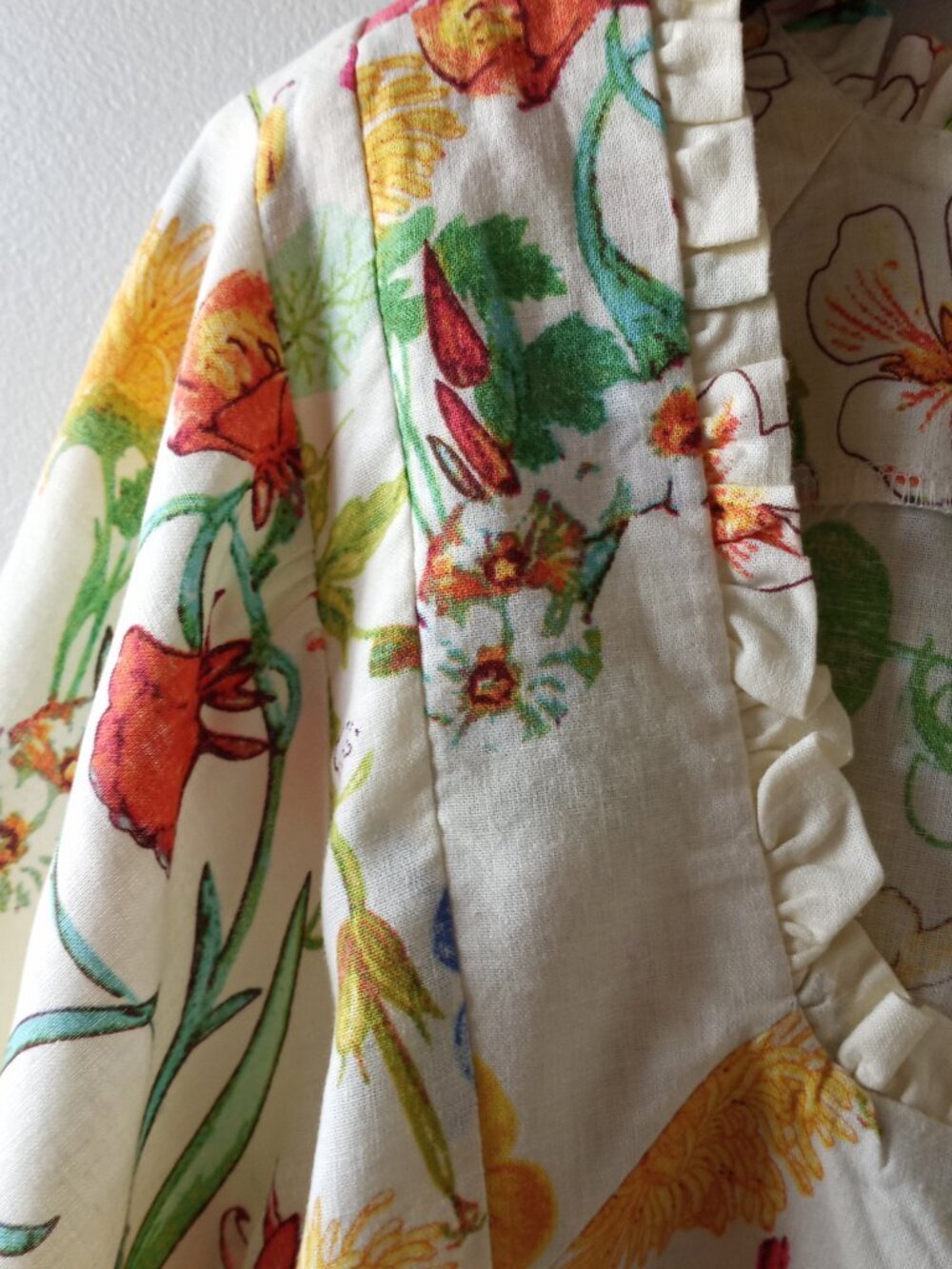'LAURA ASHLEY' Floral Blouse Size L EUC - Picture 2 of 13